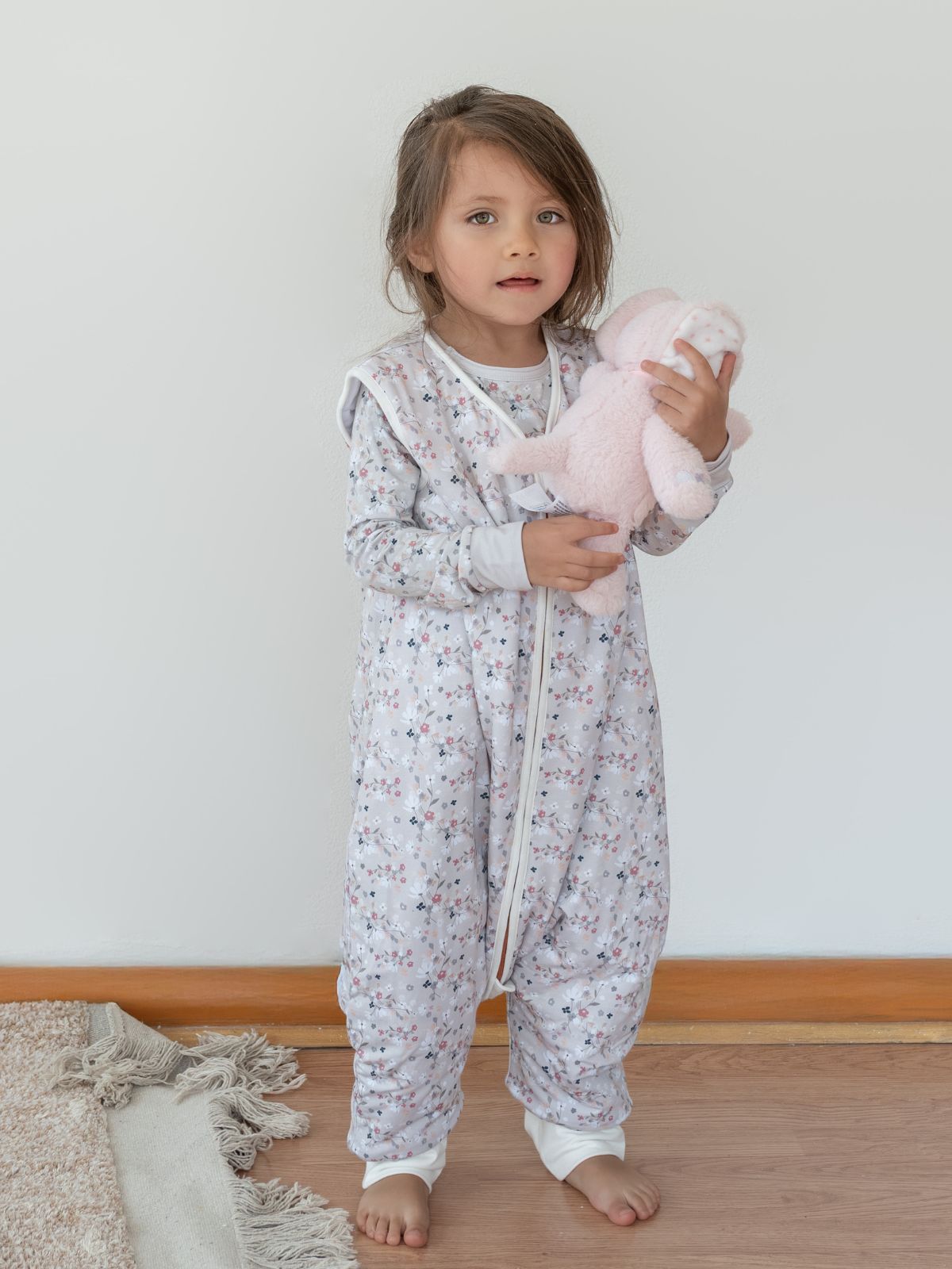 Bouquet print bamboo baby sleeping bag with feet (TOG 2.5)