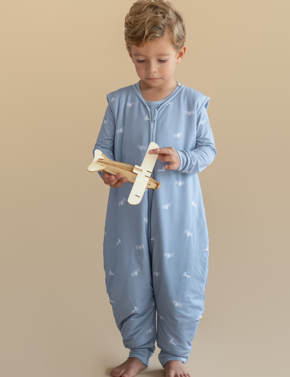 Airplane print bamboo baby sleeping bag with feet (TOG 2.5)