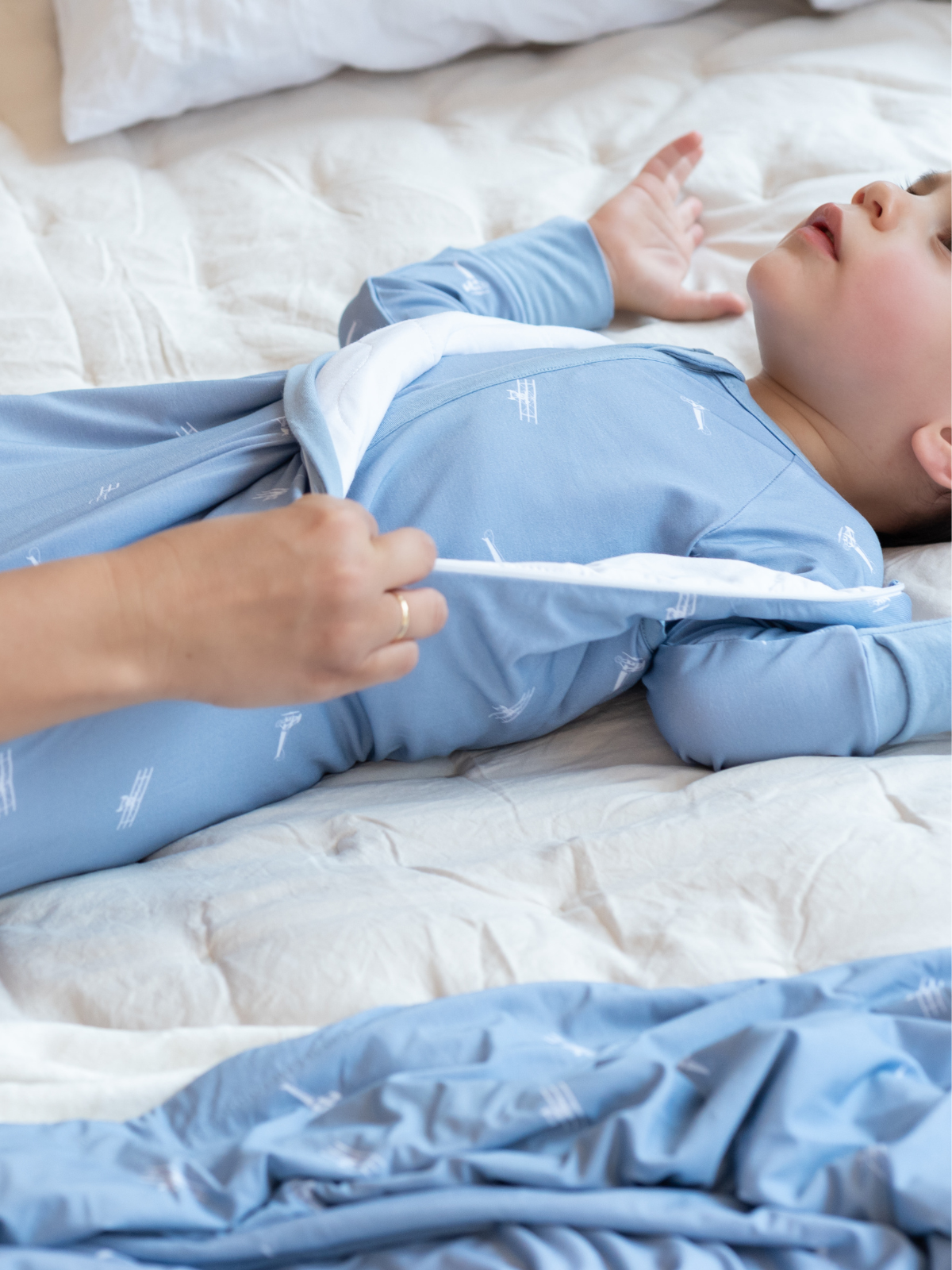 Airplane print bamboo baby sleeping bag (TOG 2.5)