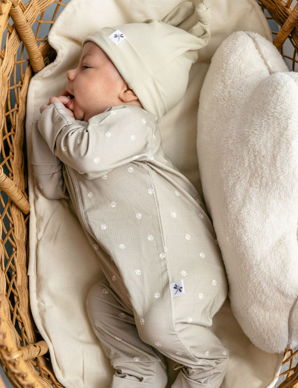 Lion Footprint Bamboo Zippy Romper - Lilulila
