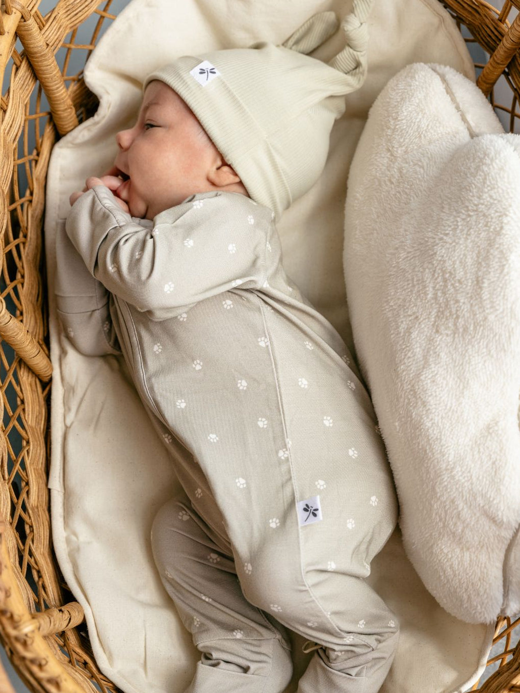Lion Footprint Bamboo Zippy Romper - Lilulila