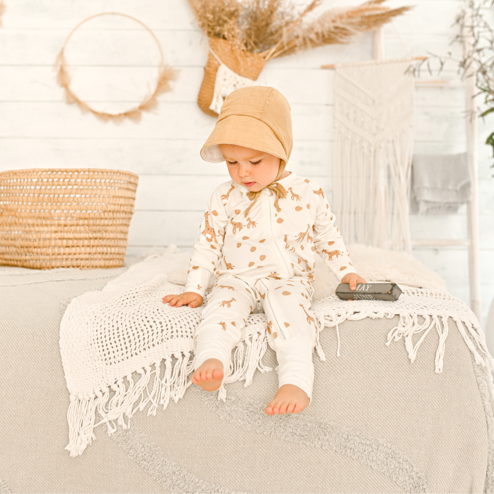 Giraffe print bamboo baby zippy romper with two-way zip